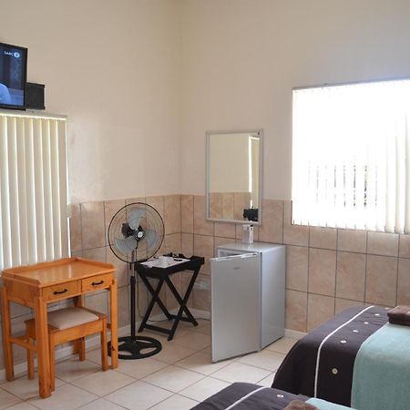 Breaking Dawn Bed and Breakfast Noupoort Δωμάτιο φωτογραφία